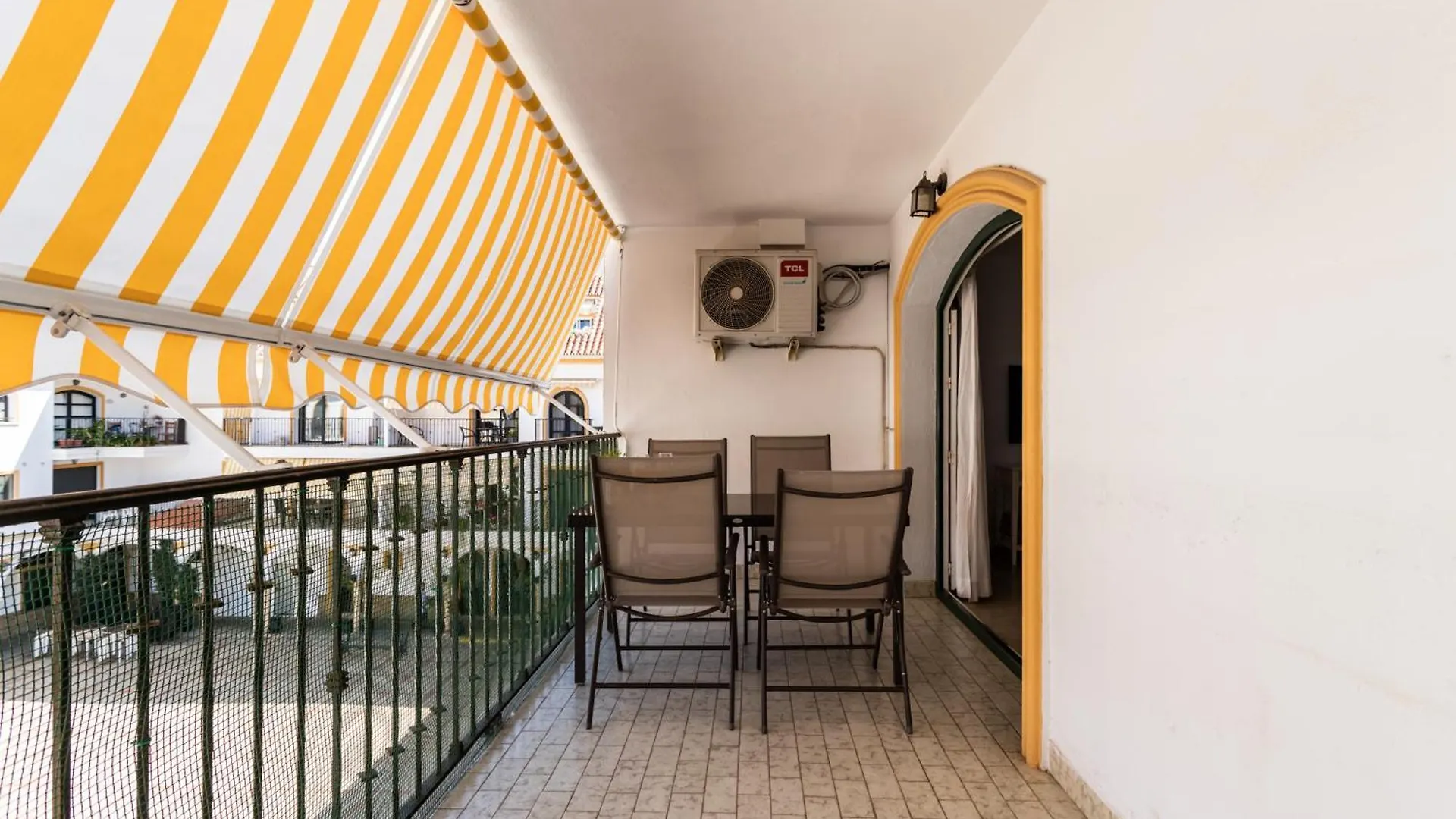 Sur Suites Los Patios Fuengirola 0*,  Spagna